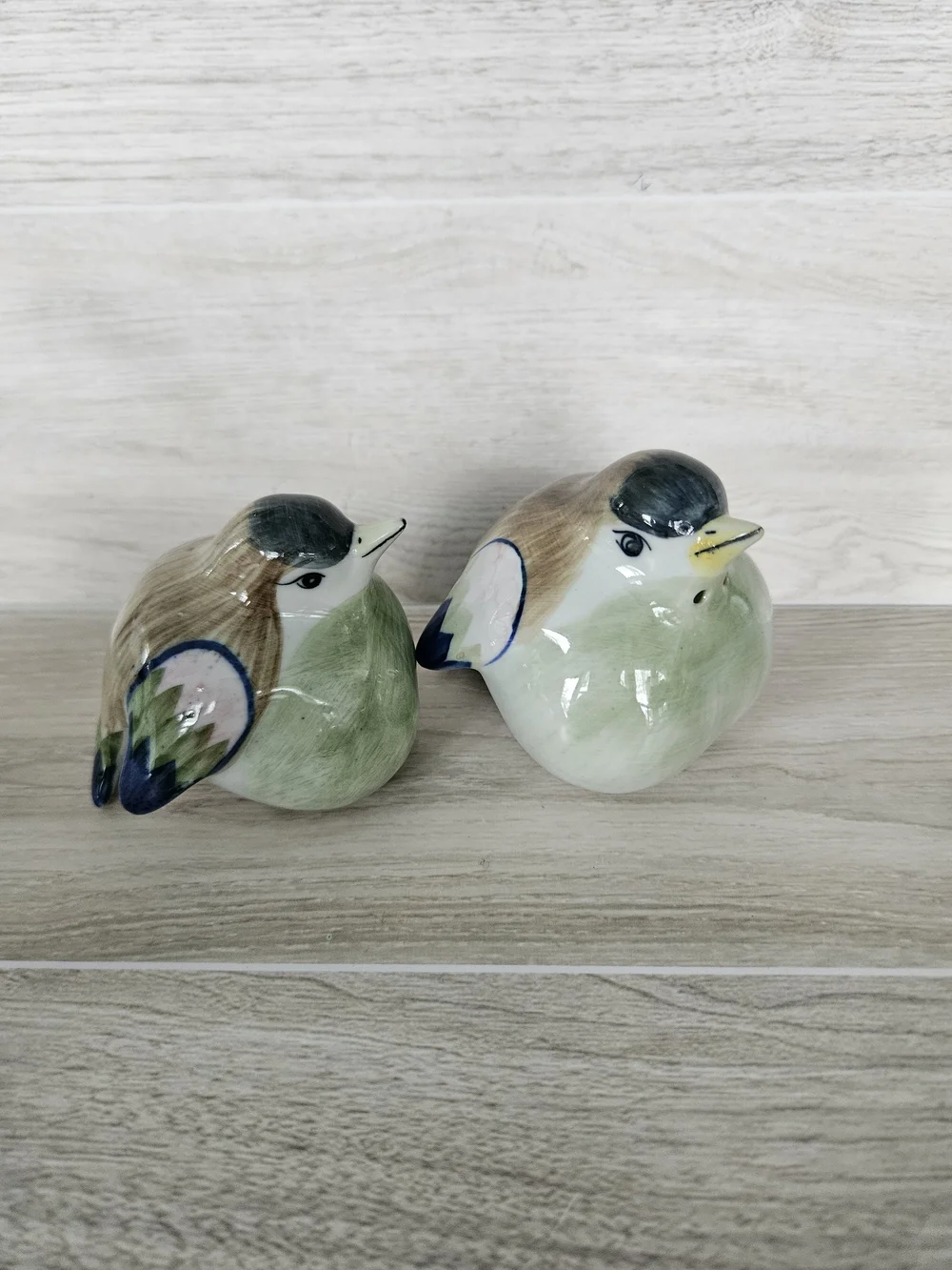 Ceramic Green Bird Salt and Pepper Shaker Set Vintage